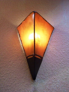 Mediterrane Wandlampe Marwa Orange 35cm aus handgefärbtem Ziegenleder